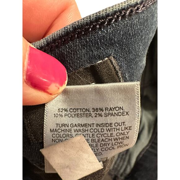 Express Skyscraper Mid Rise Dark Wash Women's Jeans Size 2 Vented Hem Mid Rise - Picture 7 of 10